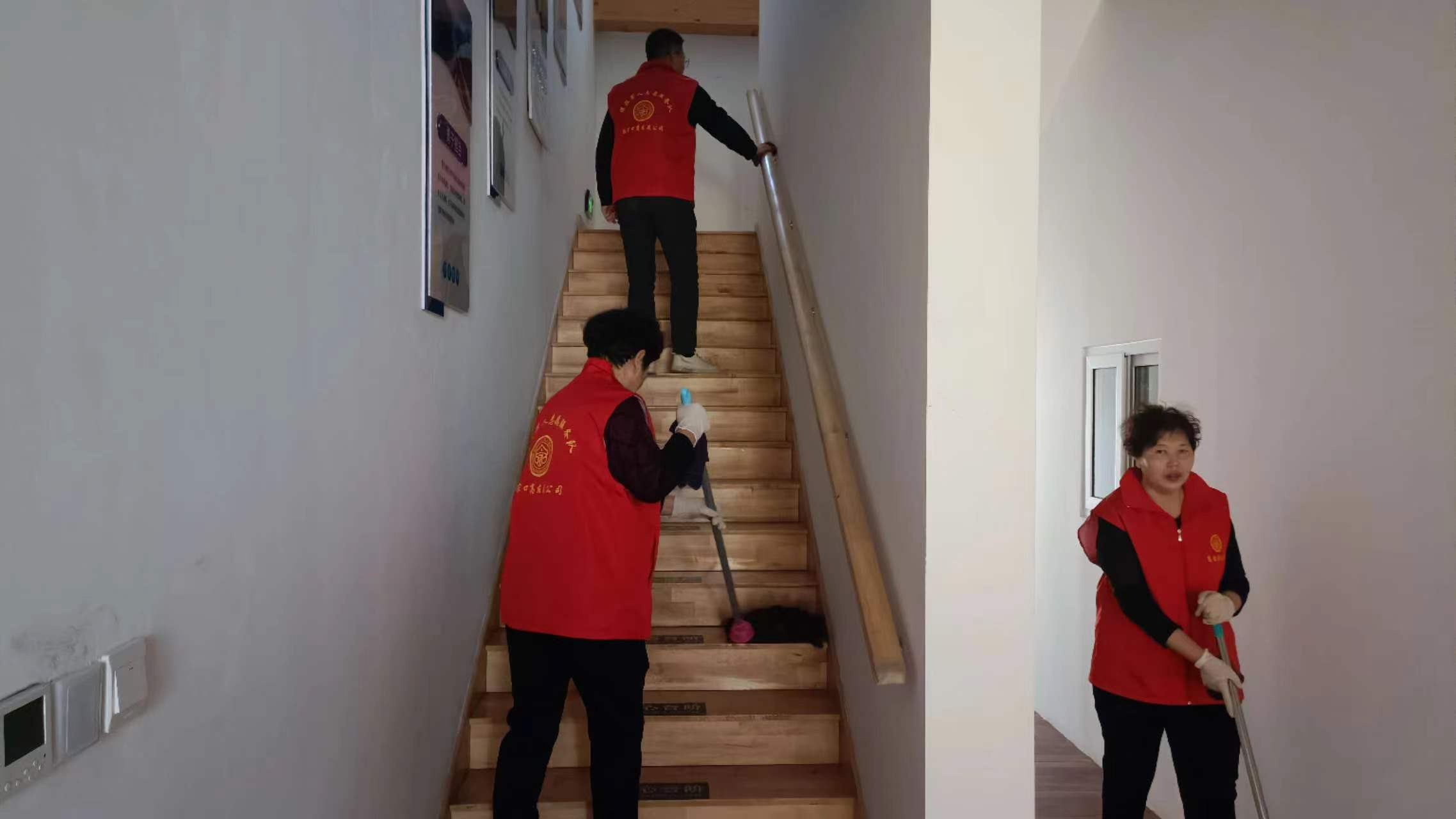 1681806324723887.png 樓梯.png